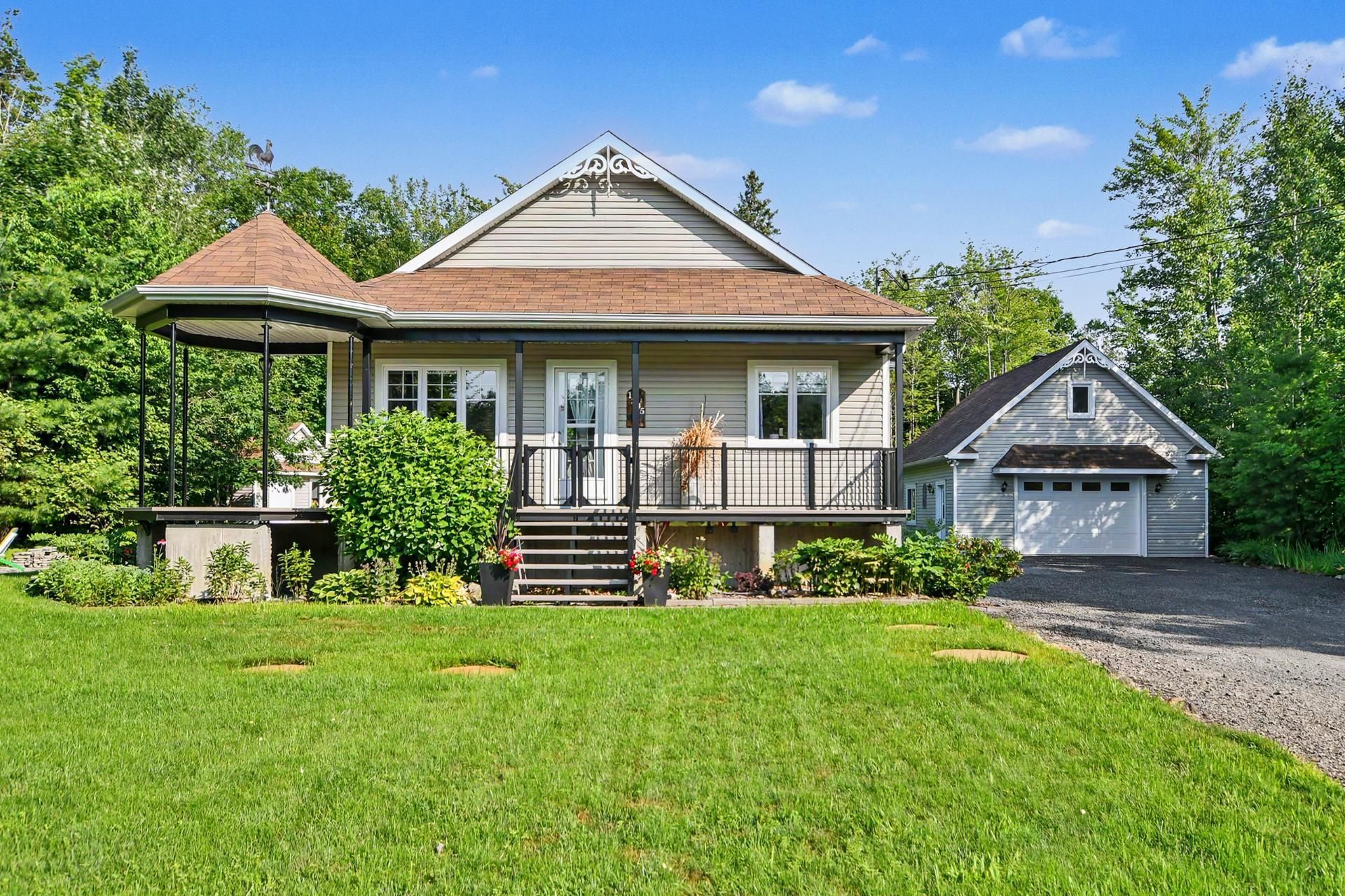 1305 Rue Charbonneau — photo 1