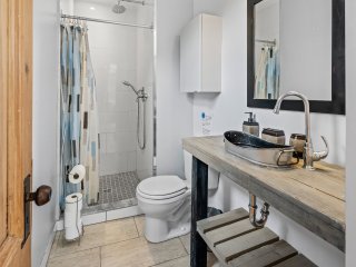 Ensuite bathroom