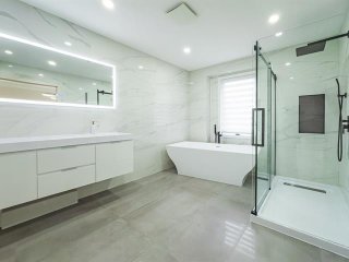 Ensuite bathroom