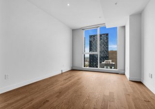 #3812 - 1205 Place Phillips
