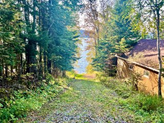 Access to a body of water