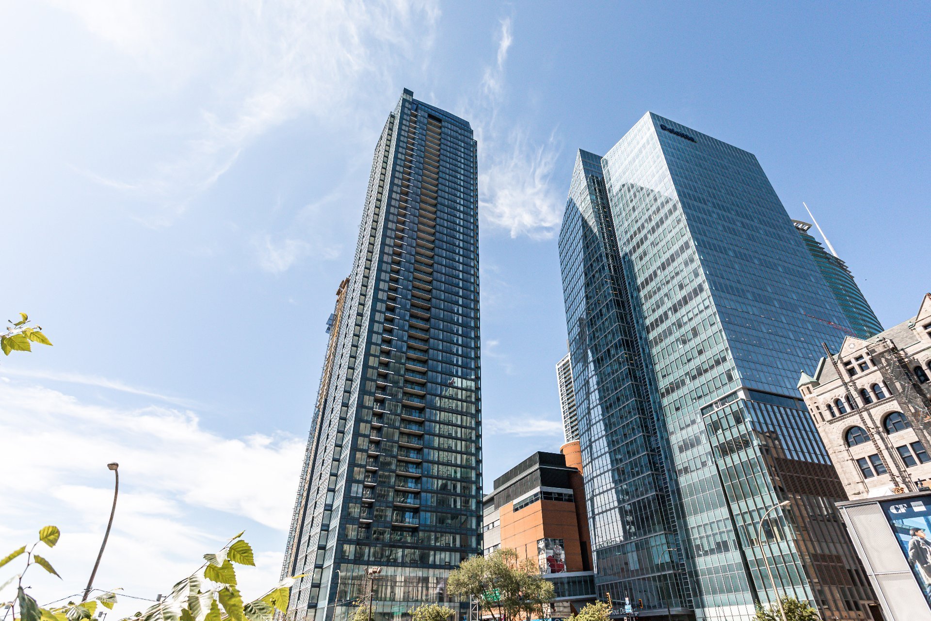 #2408 - 1288 Rue St-Antoine O.