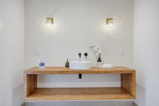 Ensuite bathroom