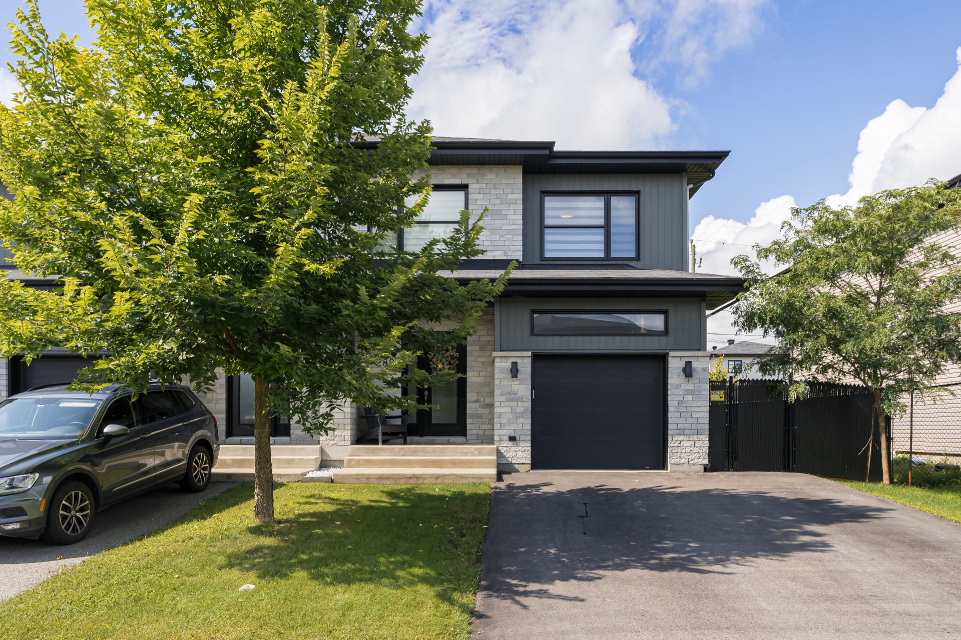 289 Rue Claude-Léveillée