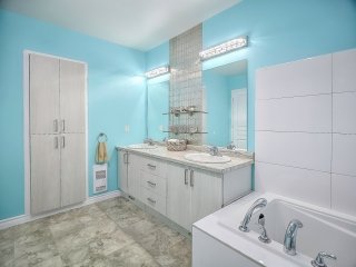 Ensuite bathroom