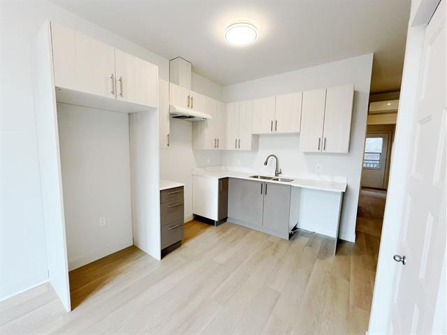 #3 - 1835 Rue Bélanger