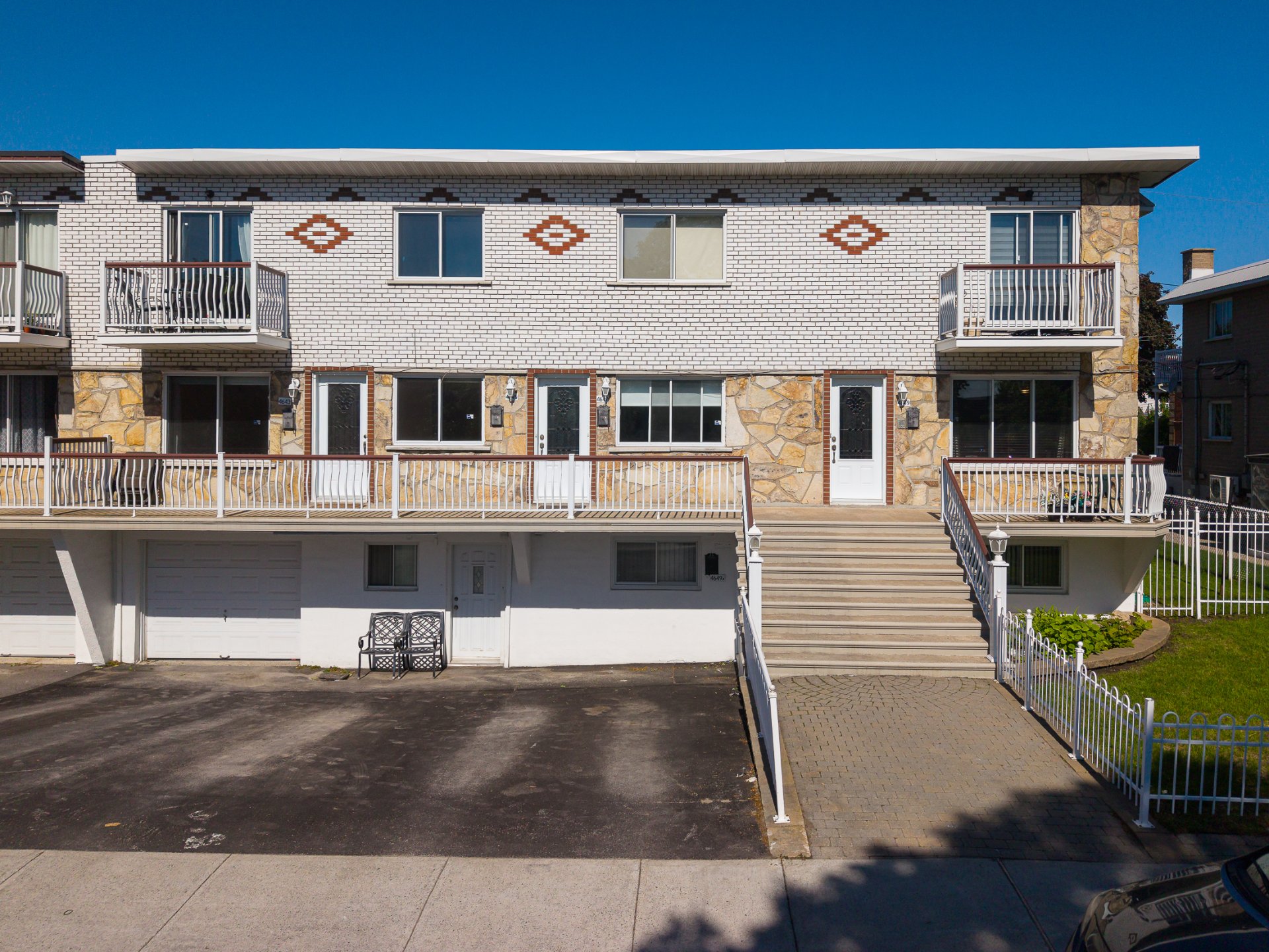 4643 Rue de Compiègne