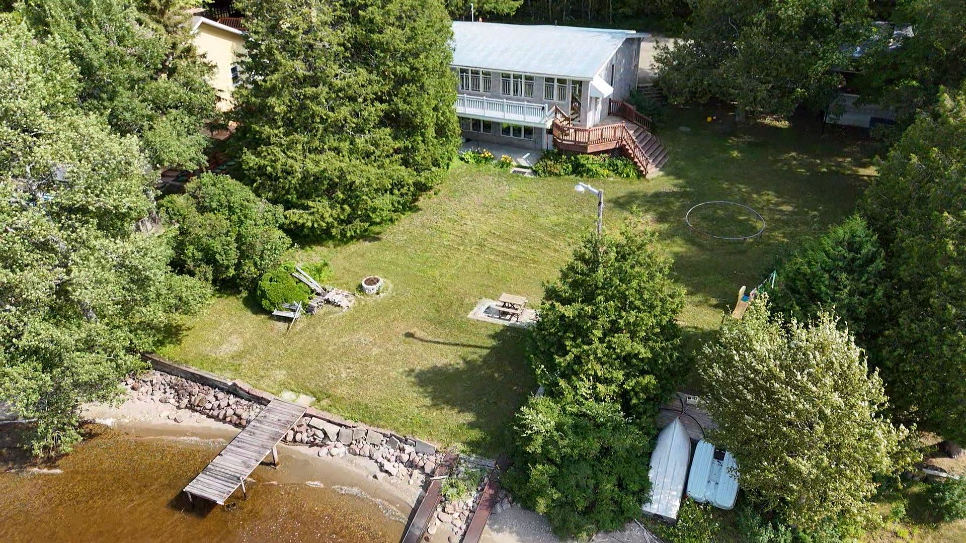283 Ch. de la Pointe-aux-Cèdres — photo 1