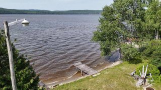 Accès au plan d'eau