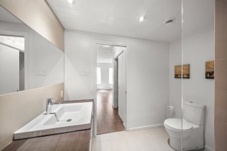 Ensuite bathroom