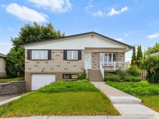 123 Rue Pérodeau