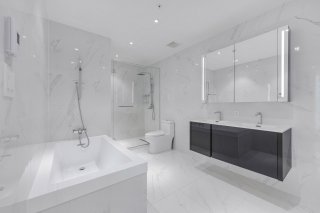 Salle de bains attenante à la CCP