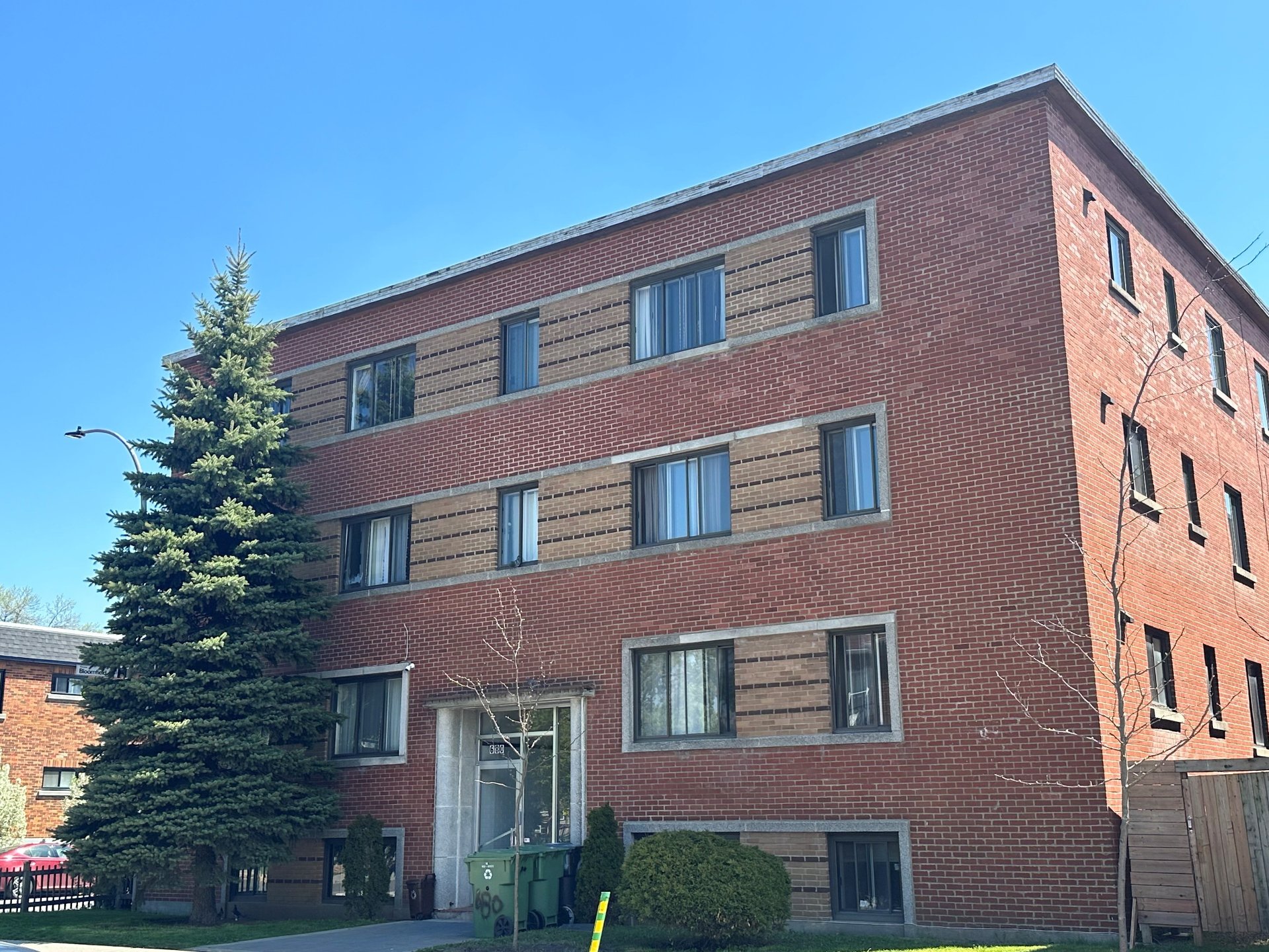 680 Av. Ball — photo 1