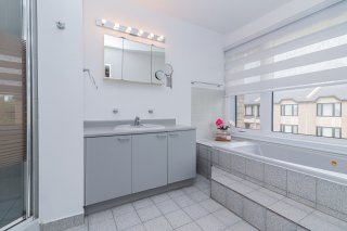 Salle de bains attenante à la CCP