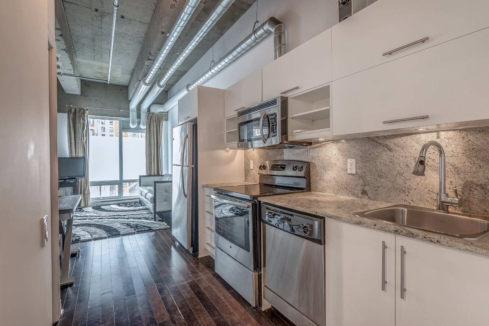 #122 - 1200 Rue St-Alexandre