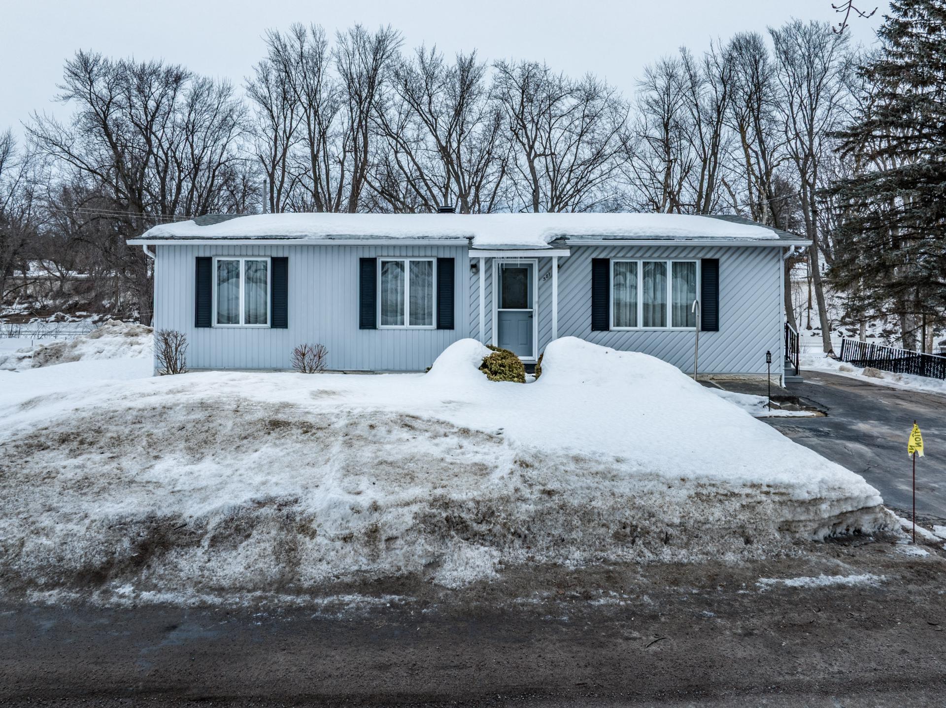 581 Rue Notre-Dame S.