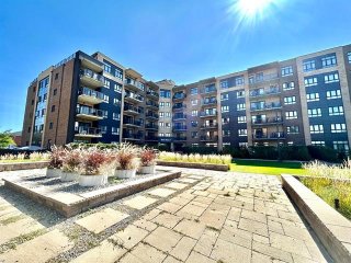 #418 - 3625 Rue Jean-Gascon