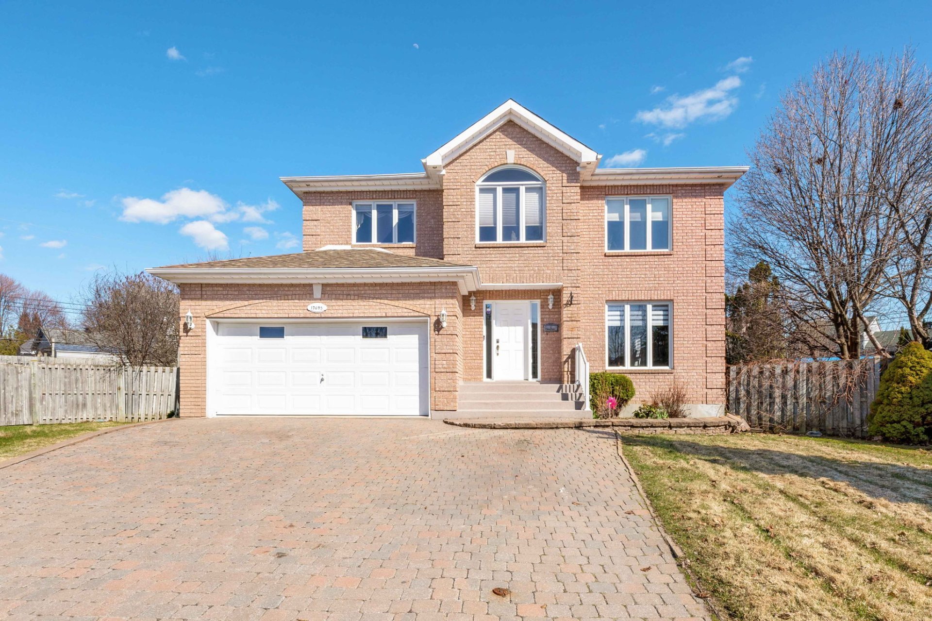 17695 Rue Arthur-Hooper
