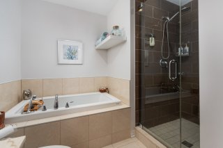 Ensuite bathroom