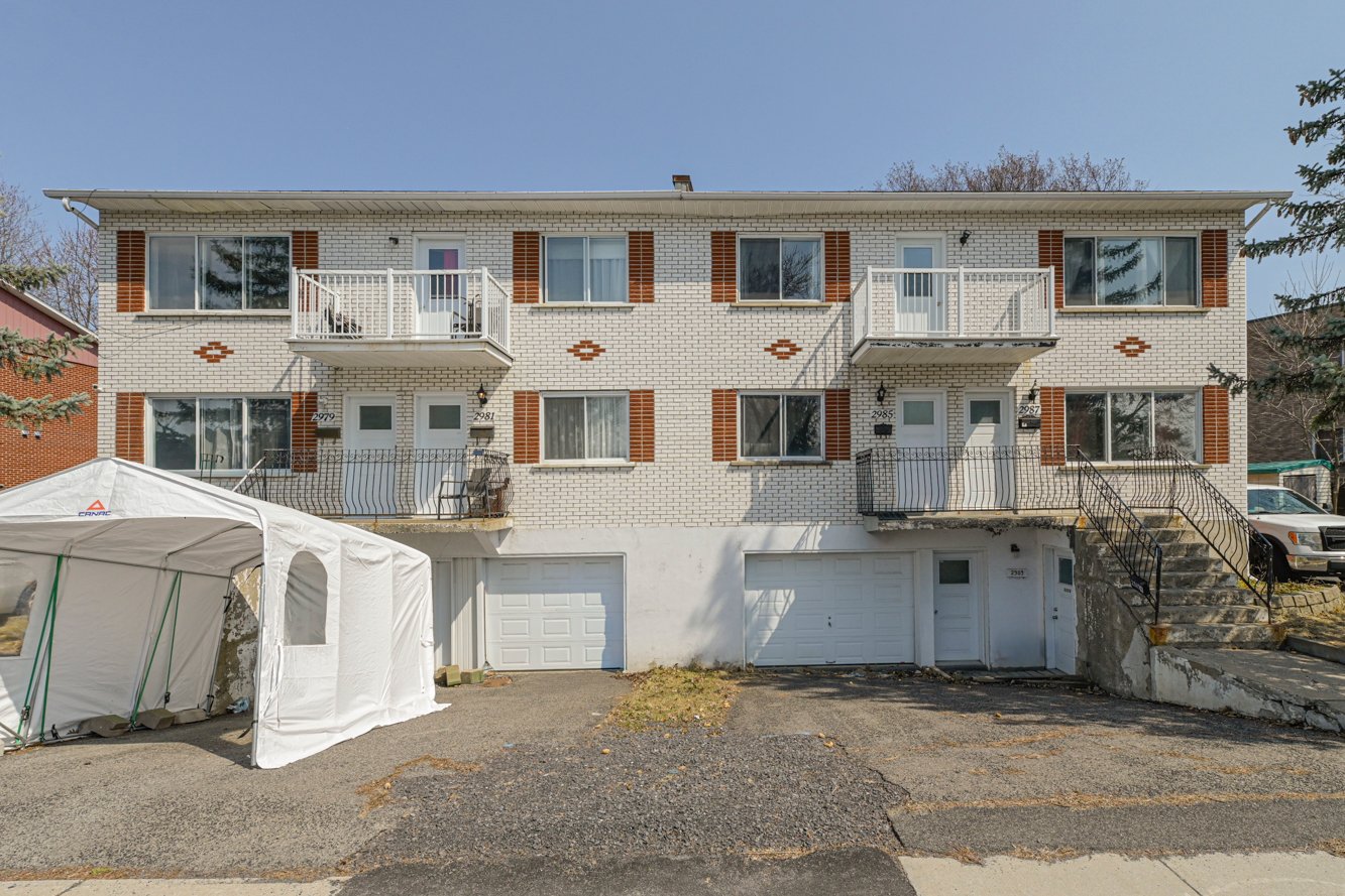2977 Rue Belcourt