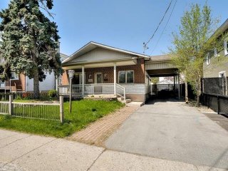 1061 Rue Hubert
