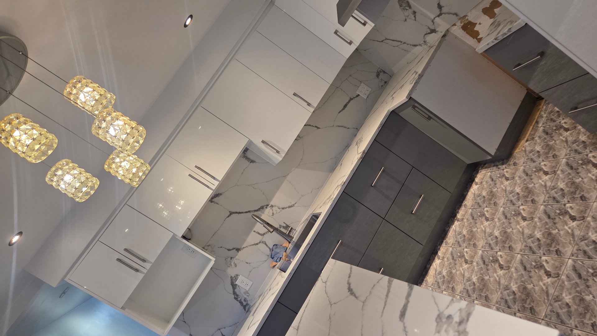 9466 Av. Hamelin