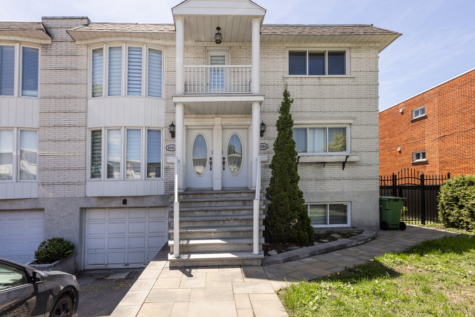 Property Image(s)