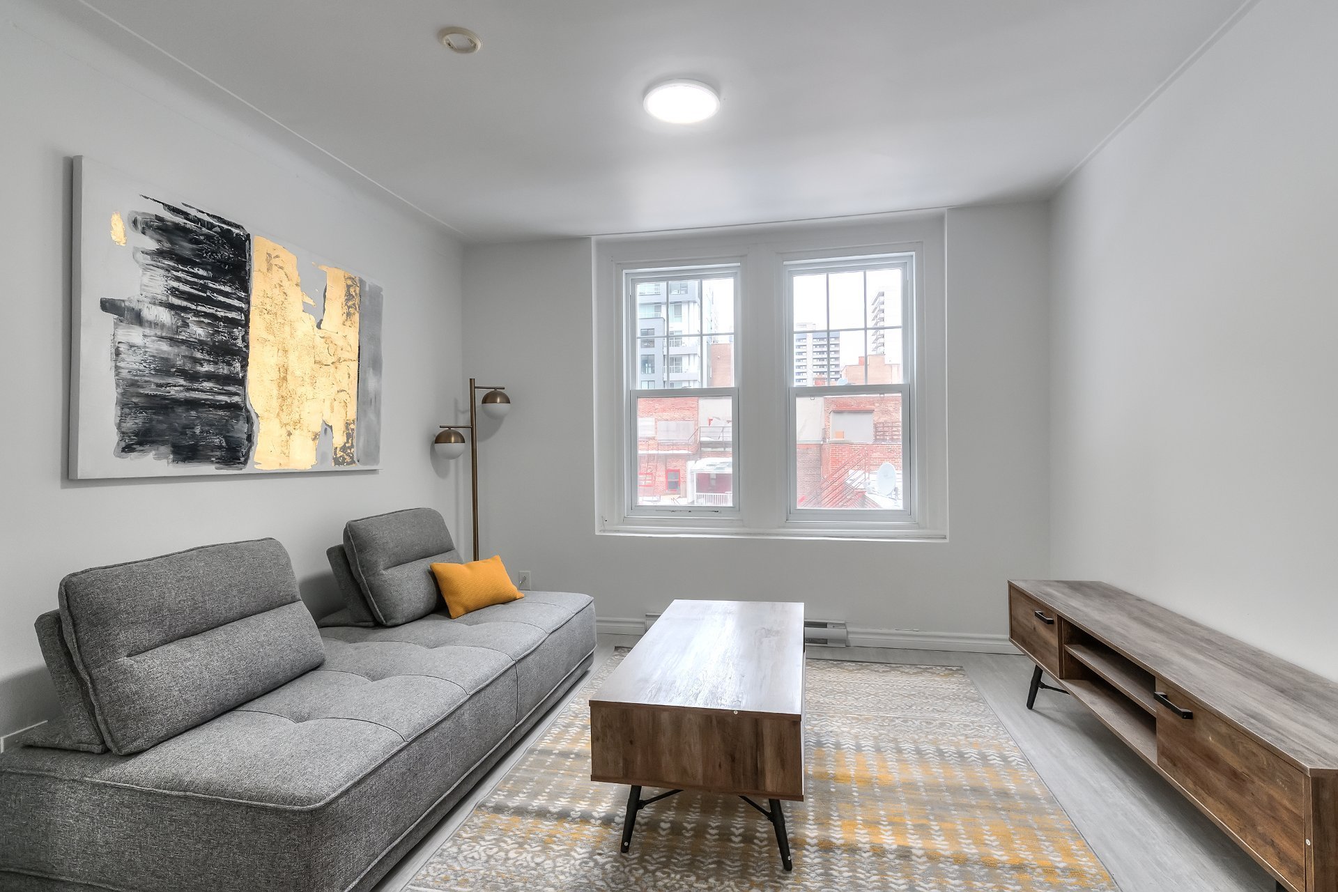 #7 - 1935 Rue Tupper