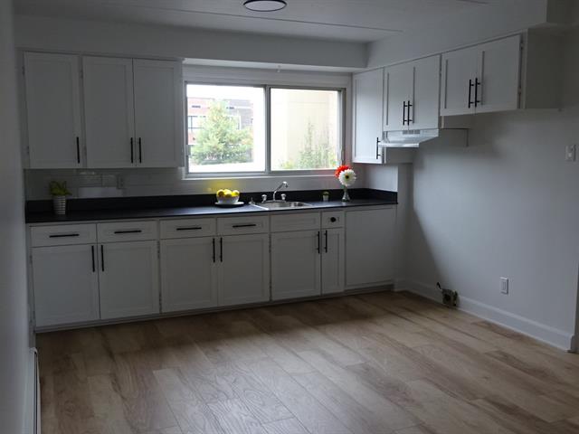 #4 - 1495 Rue Roberval