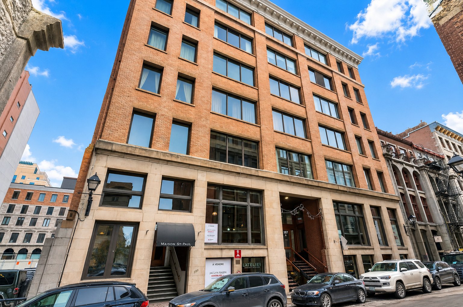 #102-C - 387 Rue St-Paul O.
