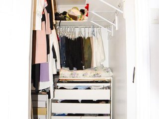 Walk-in closet