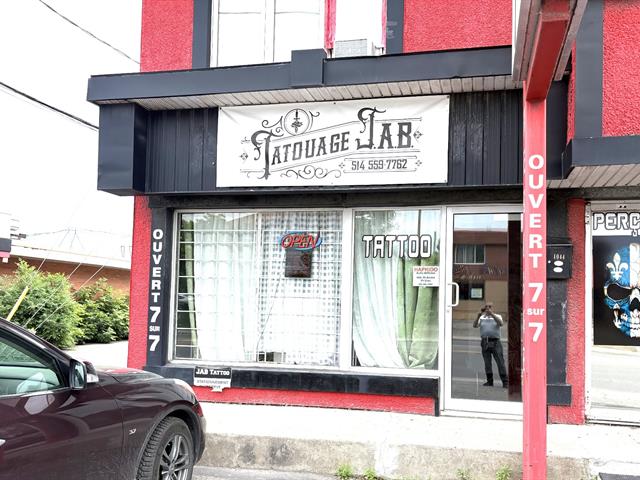 1044 Boul. des Laurentides