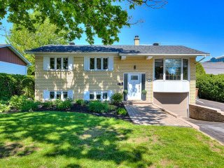389 Rue Rocheleau