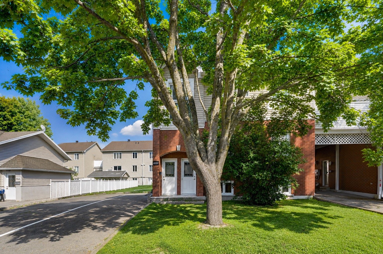 #3 - 1820 Av. de la Famille