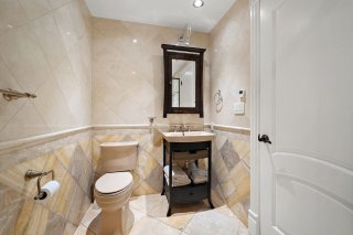 Ensuite bathroom