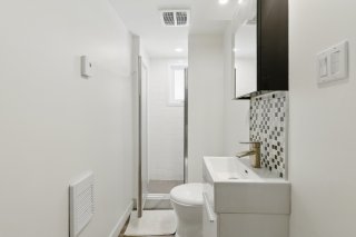 Ensuite bathroom