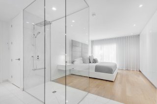 Ensuite bathroom