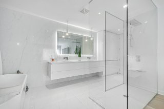 Ensuite bathroom