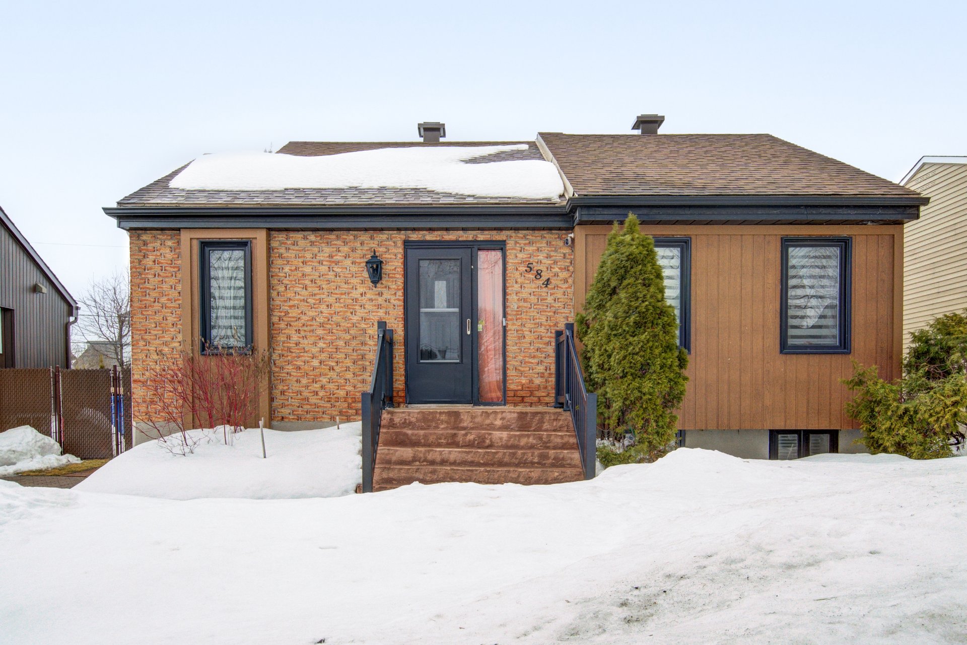  584 Rue Marie-Goupil