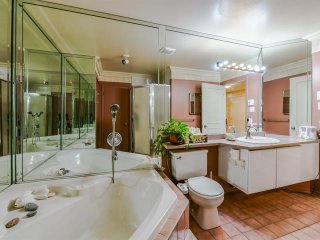 Ensuite bathroom