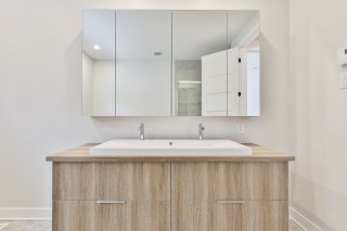 Ensuite bathroom