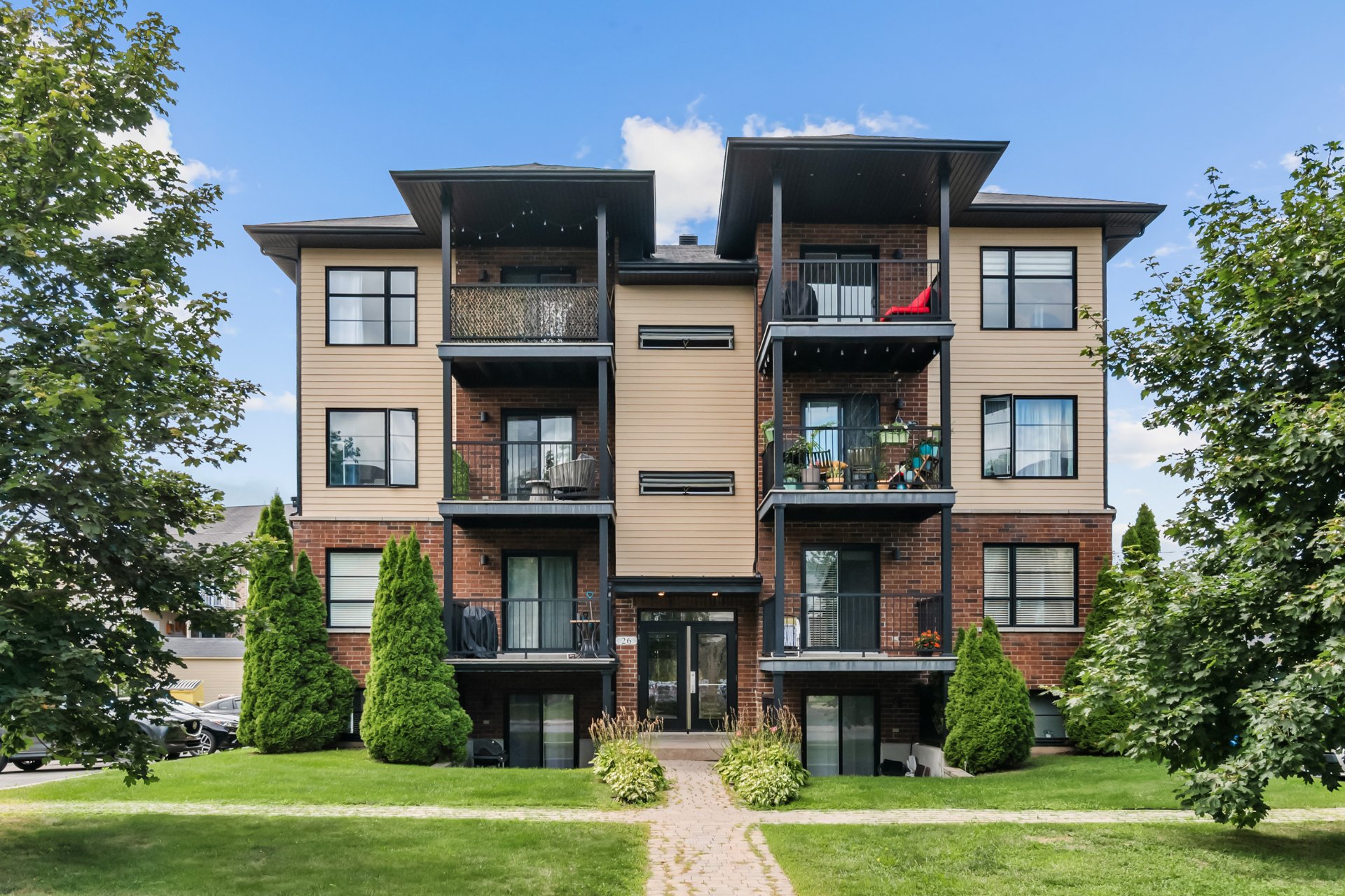 #242 - 26 Rue Rémi-Dansereau