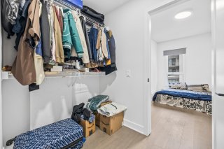 Walk-in closet