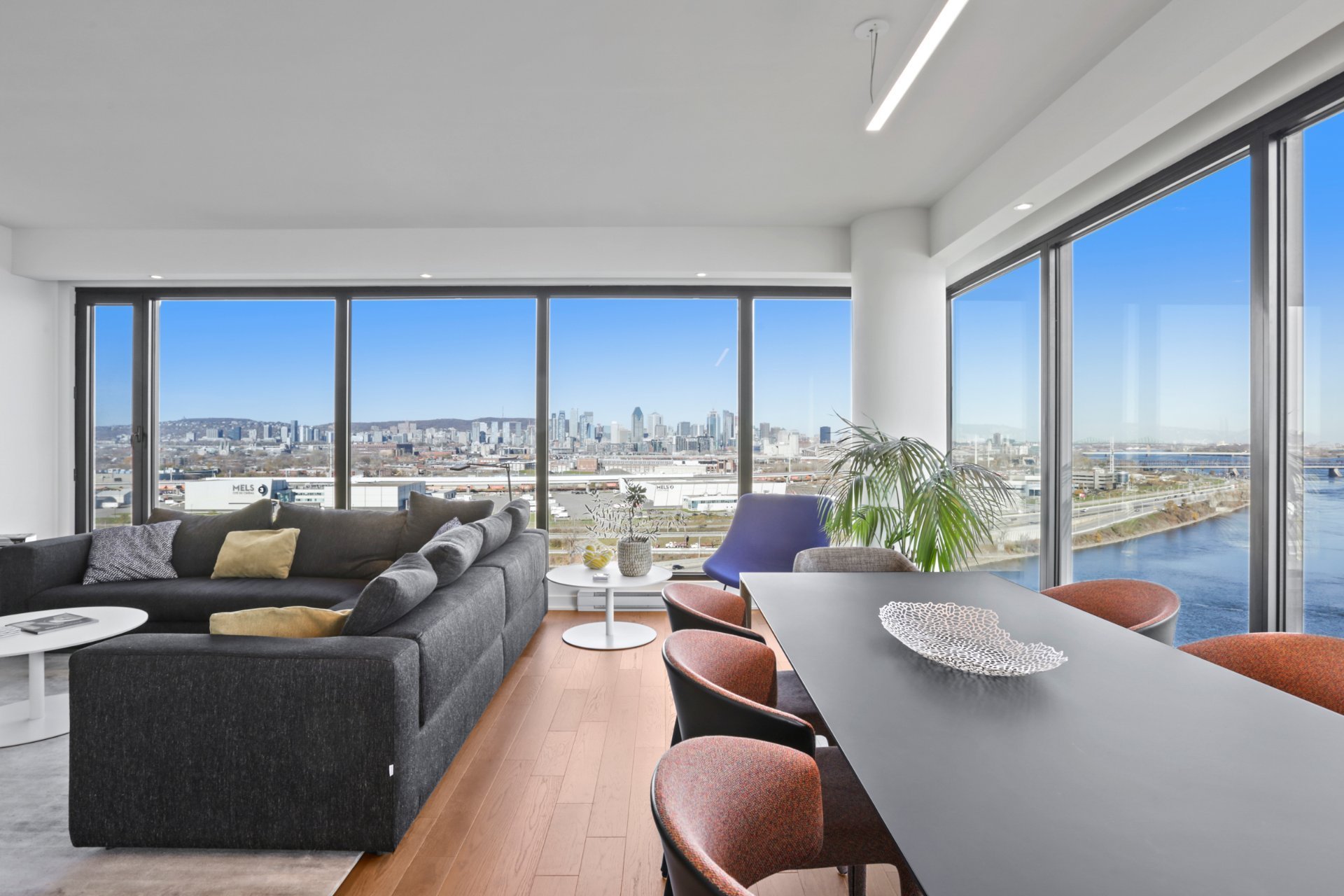 #1801 - 151 Rue de la Rotonde