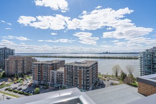 Vue sur l'eau