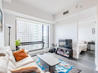 #3214 - 1288 Av. des Canadiens-de-Montréal