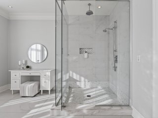 Salle de bains attenante à la CCP