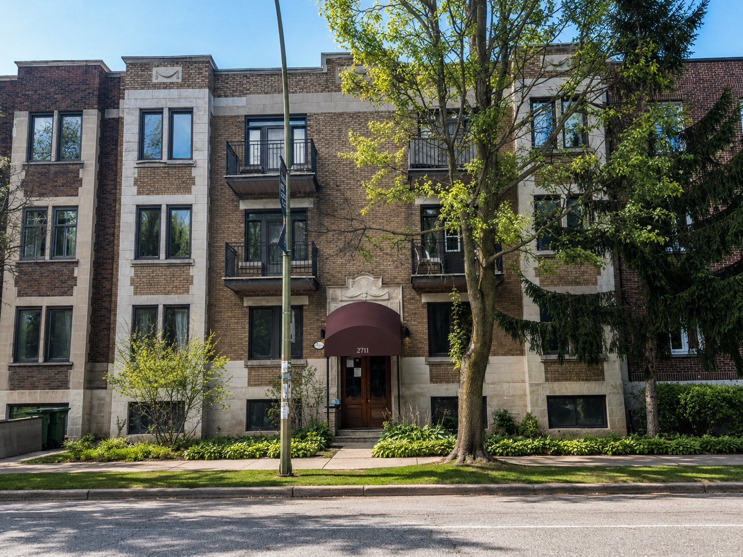 2711 Boul. Édouard-Montpetit