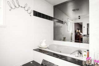 Ensuite bathroom