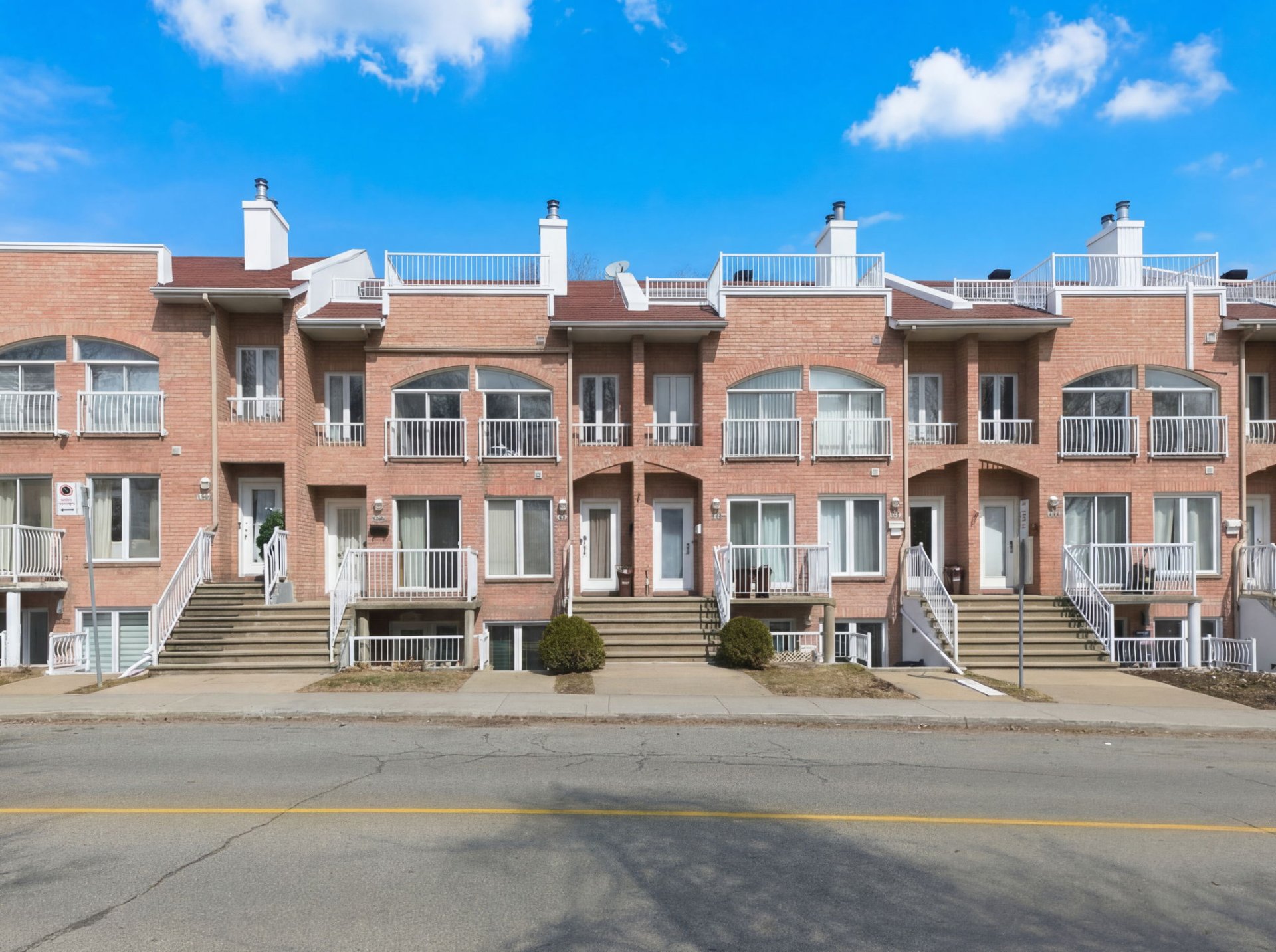 Joelle Bitar / #28298827